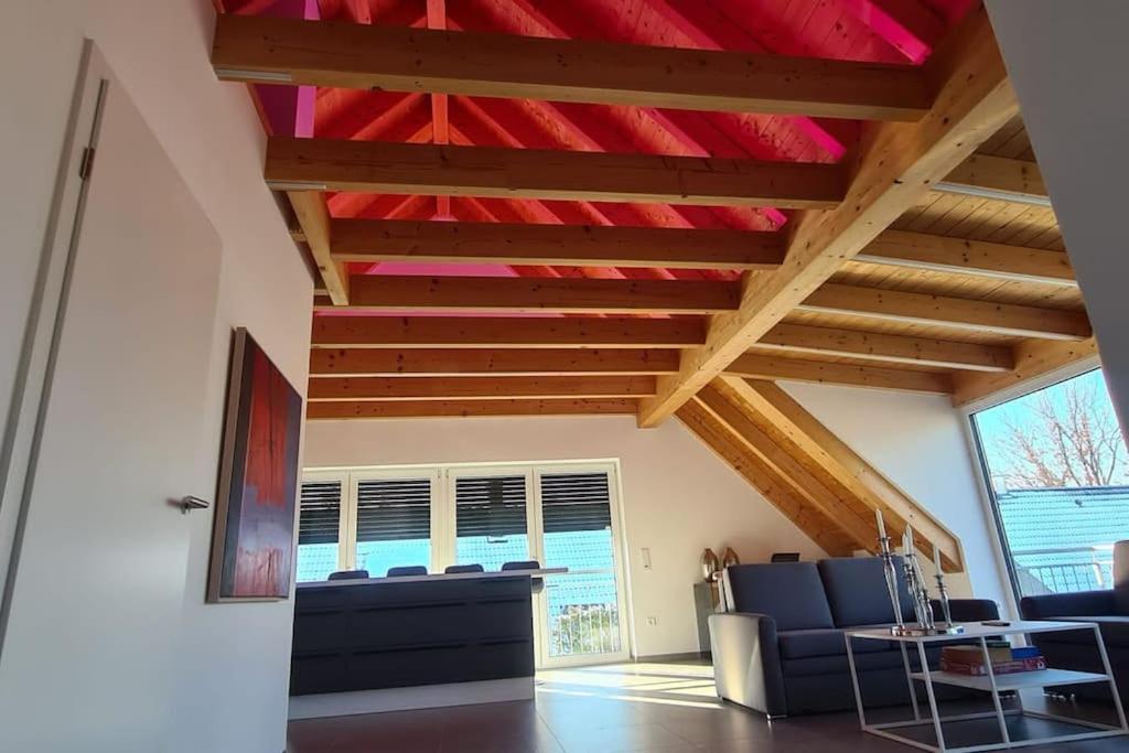 Moderne Ferienunterkunft/Wohnung Burgthann 外观 照片