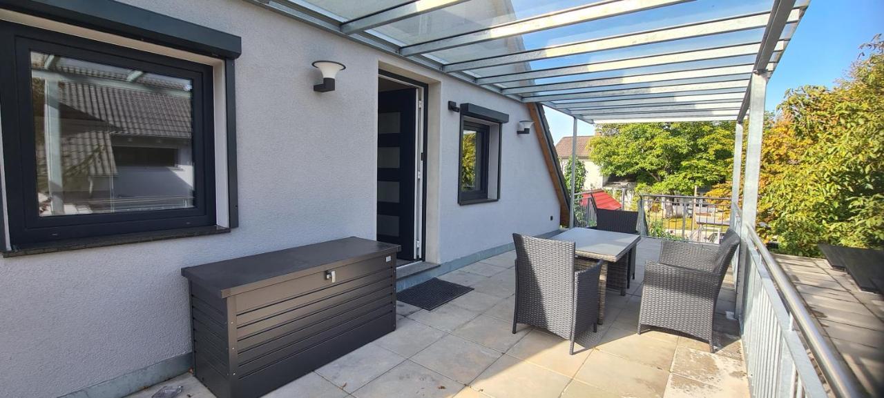 Moderne Ferienunterkunft/Wohnung Burgthann 外观 照片