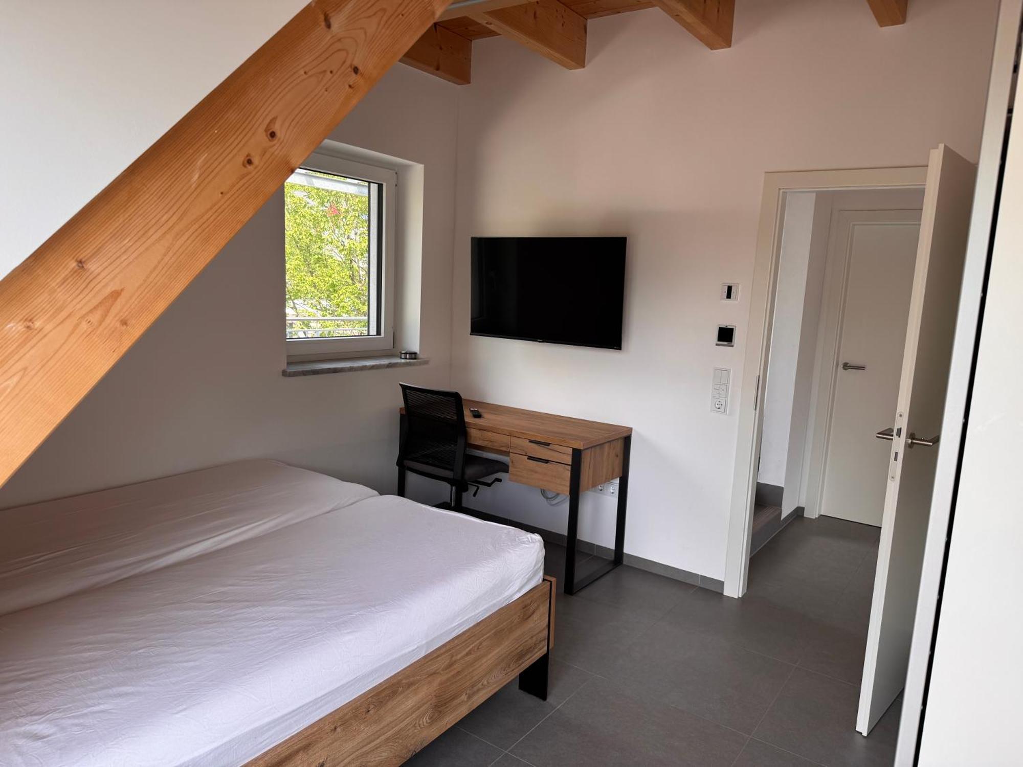 Moderne Ferienunterkunft/Wohnung Burgthann 外观 照片