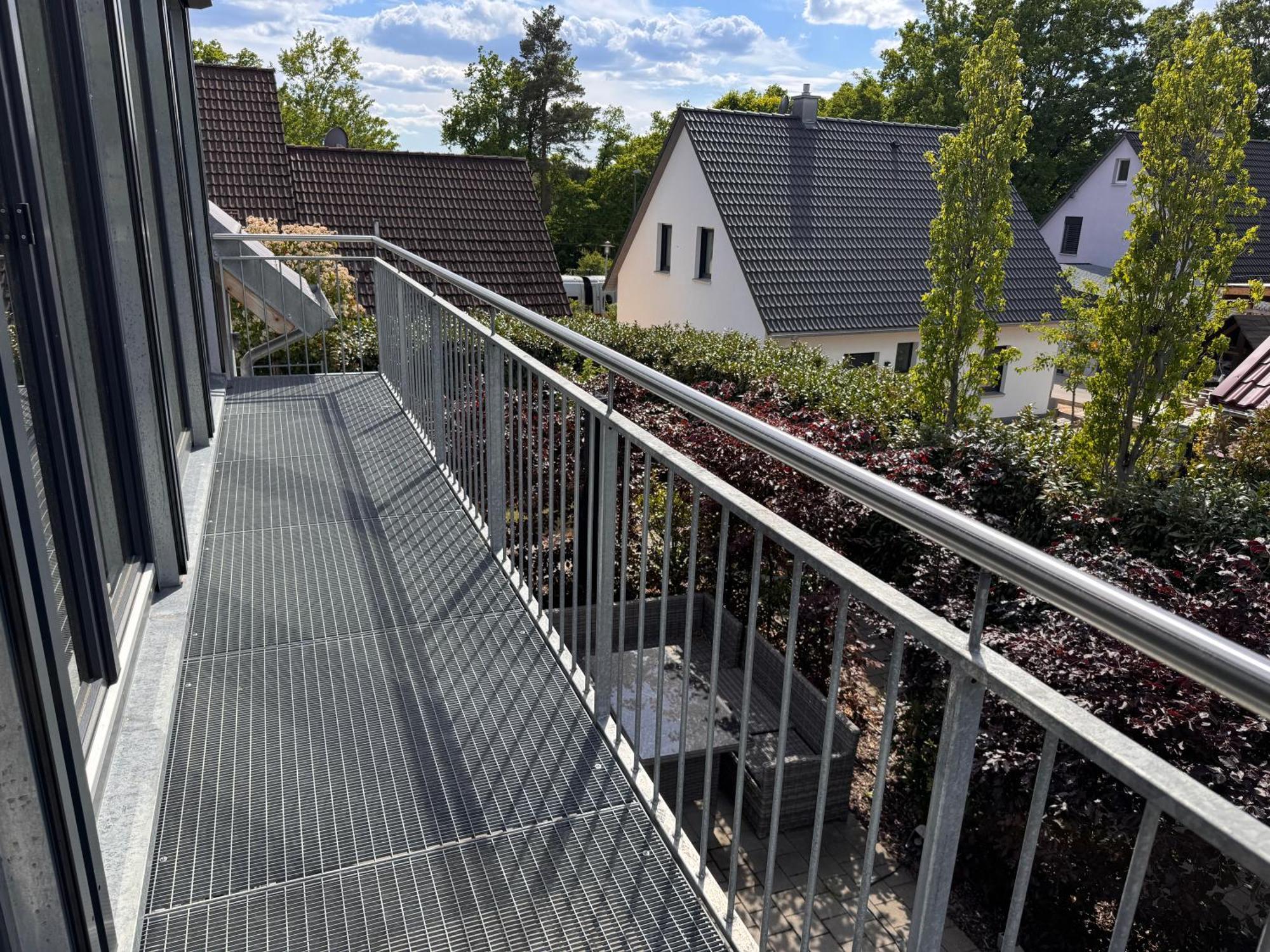 Moderne Ferienunterkunft/Wohnung Burgthann 外观 照片